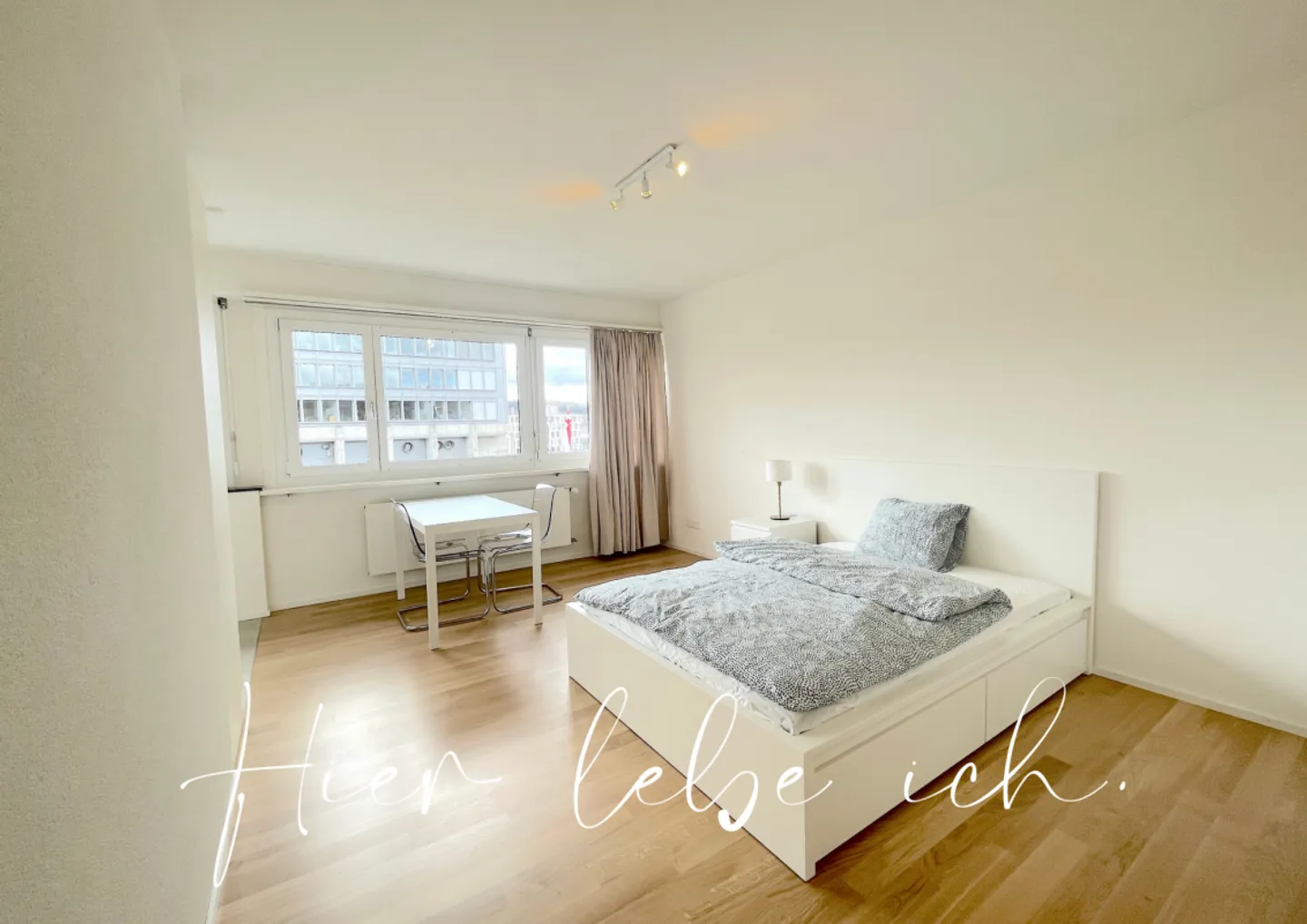 CENTRAL - FURNISHED - ATTRACTIVE - Photo 1 of 9