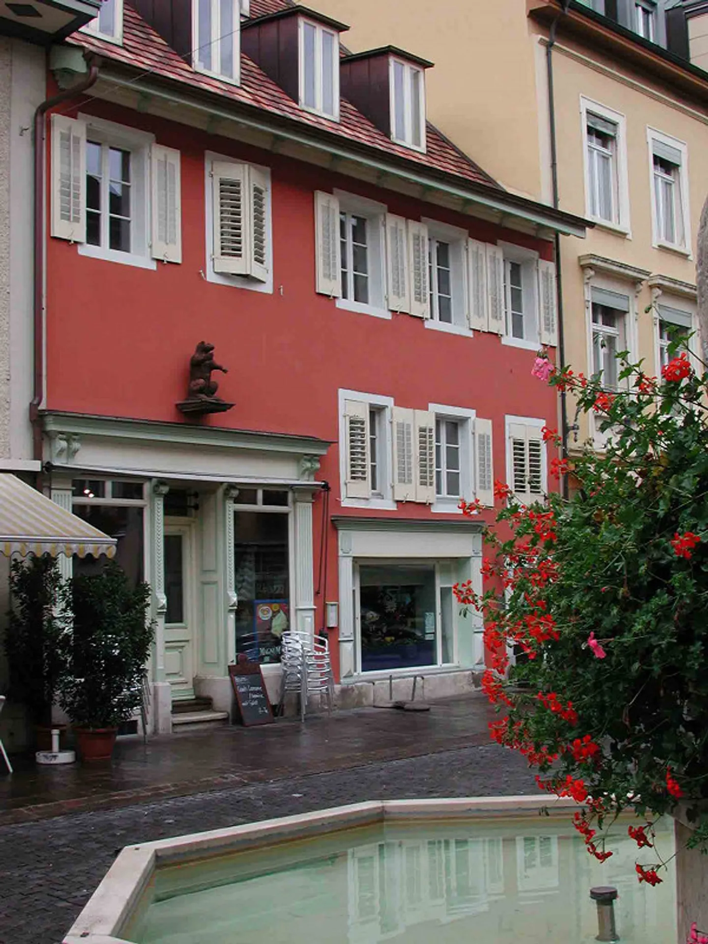 2-room maisonette apartment with terrace - in the town - Photo 7 of 7