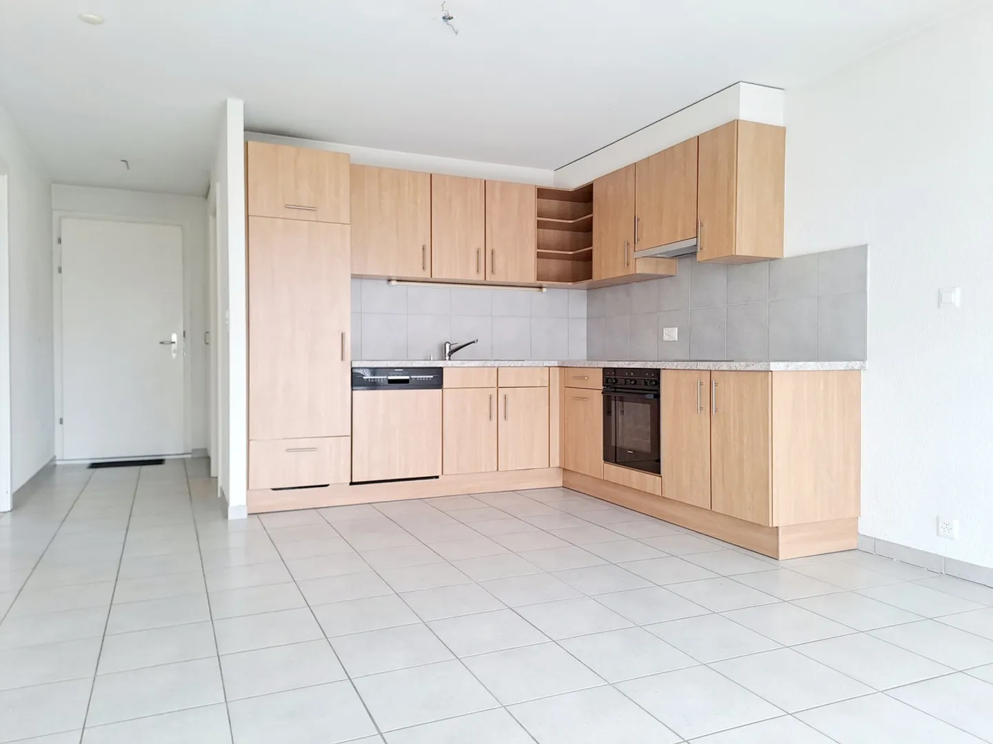 Appartement Charmant au Centre-Ville - Photo 2 sur 10