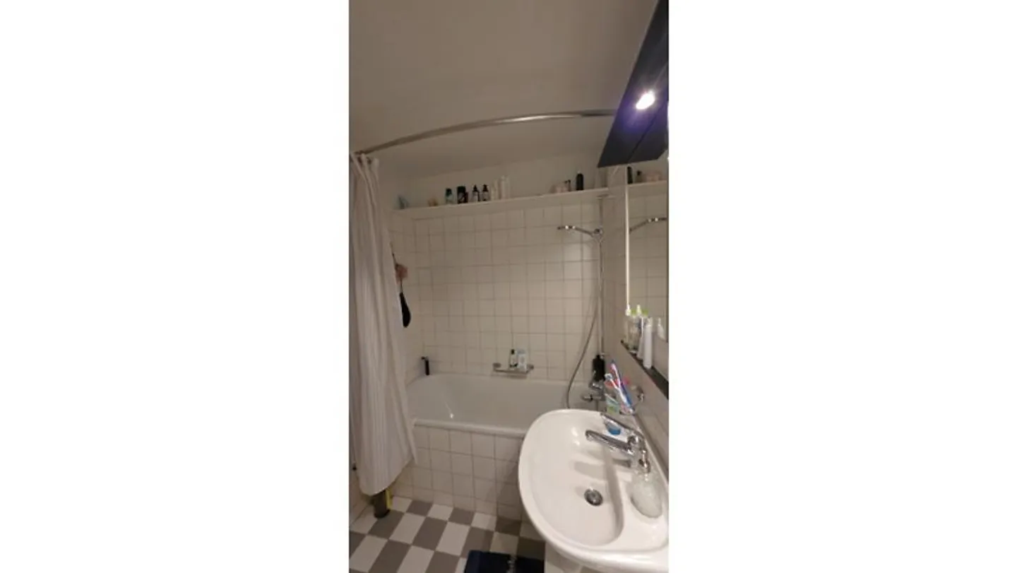 Appartamento Accogliente in Buon Quartiere - Foto 7 di 10