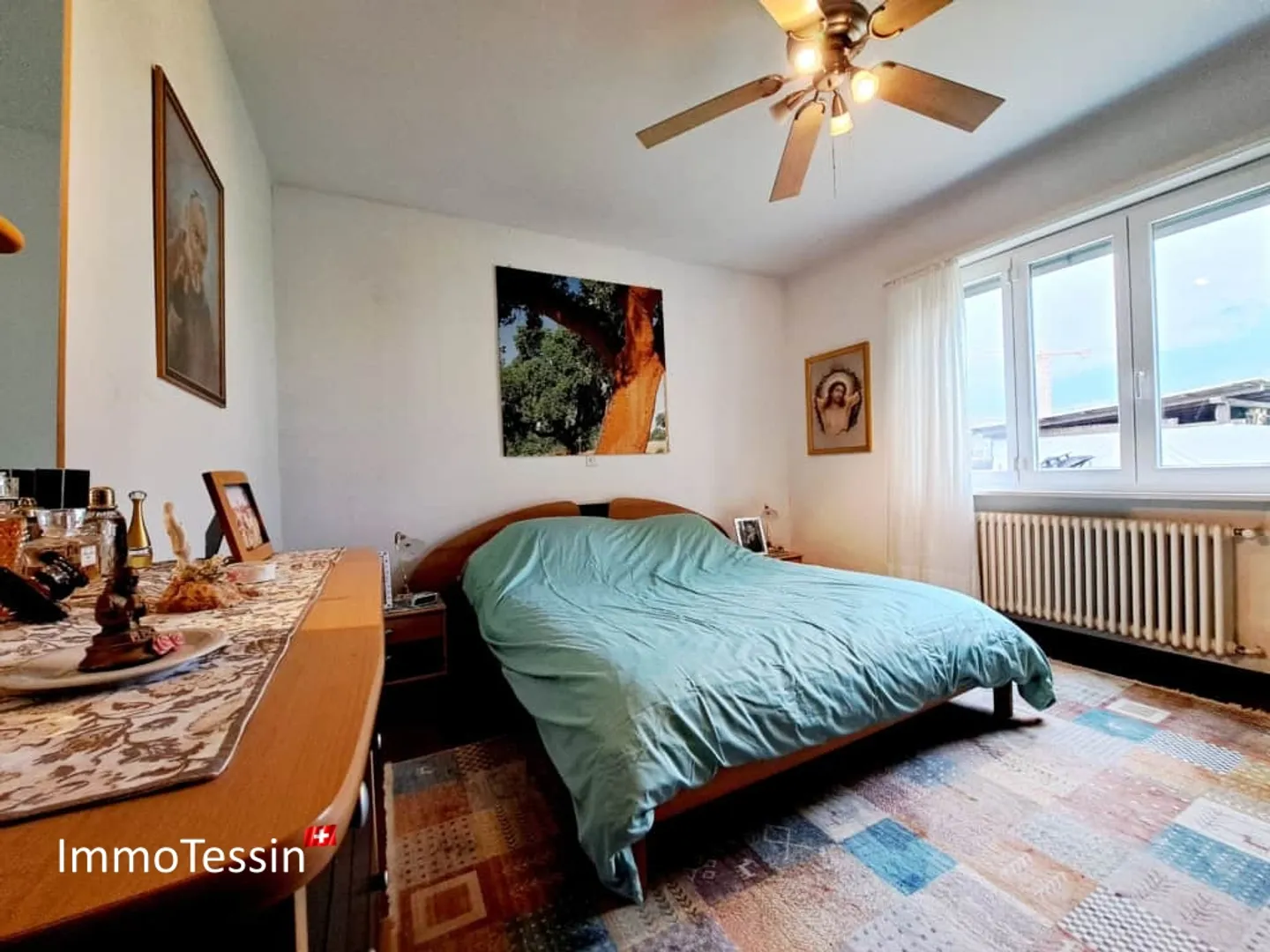 FOR DOG LOVERS & INVESTORS: Fully rented house with 2 apartments and a well-known dog school at a great price - Photo 10 of 13