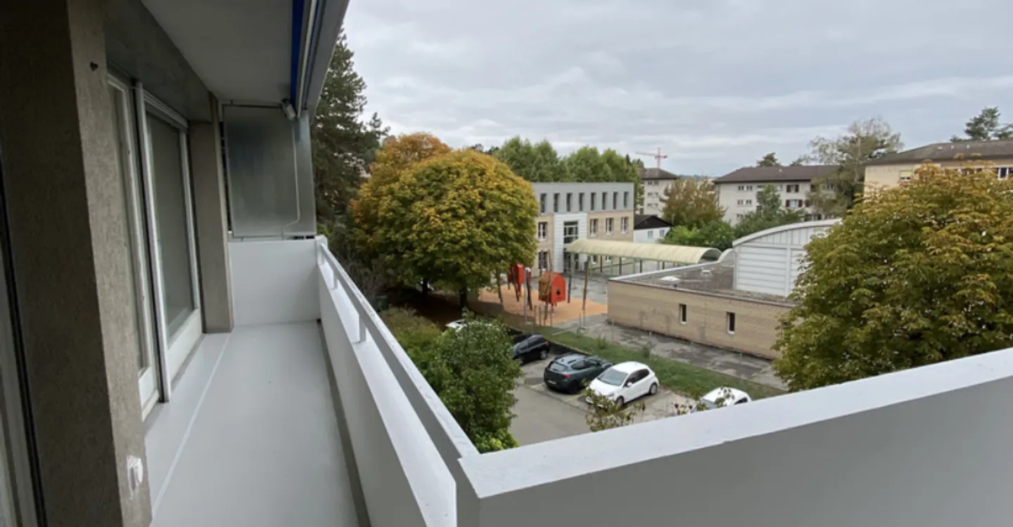 Fully renovated 3.5-room apartment in Yverdon-les-Bains - Photo 3 of 6