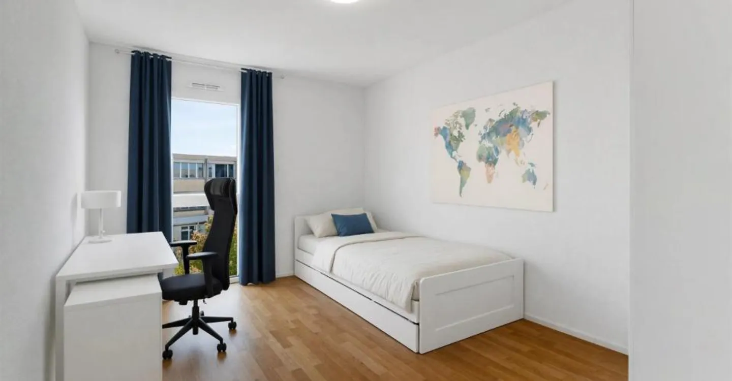 Contemporary 4.5-room penthouse apartment near the lake - Photo 6 of 8