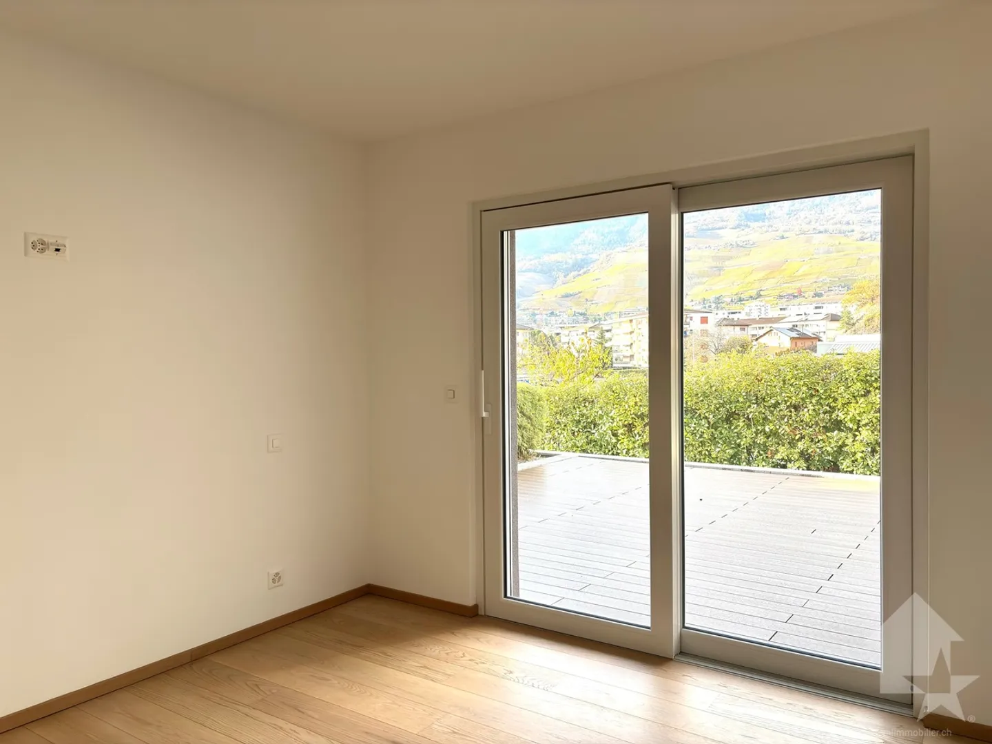 Spacious 4.5-room apartment with a clear view of the Alps - Photo 15 of 32