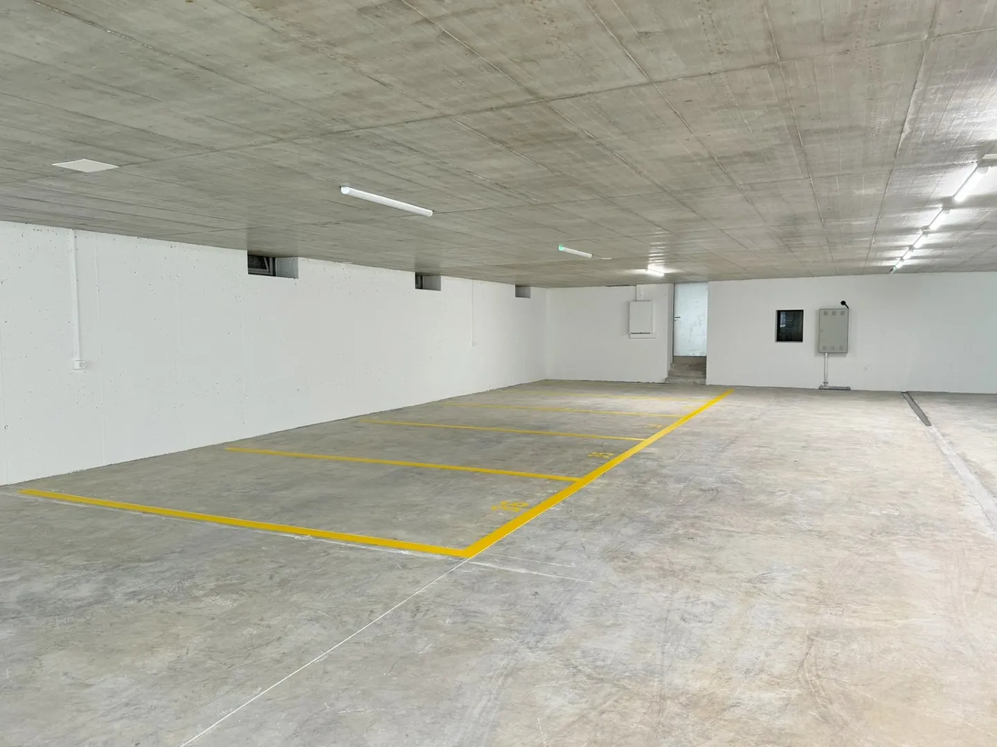 Parking spaces in new garage in Hochfelden - Photo 3 of 6