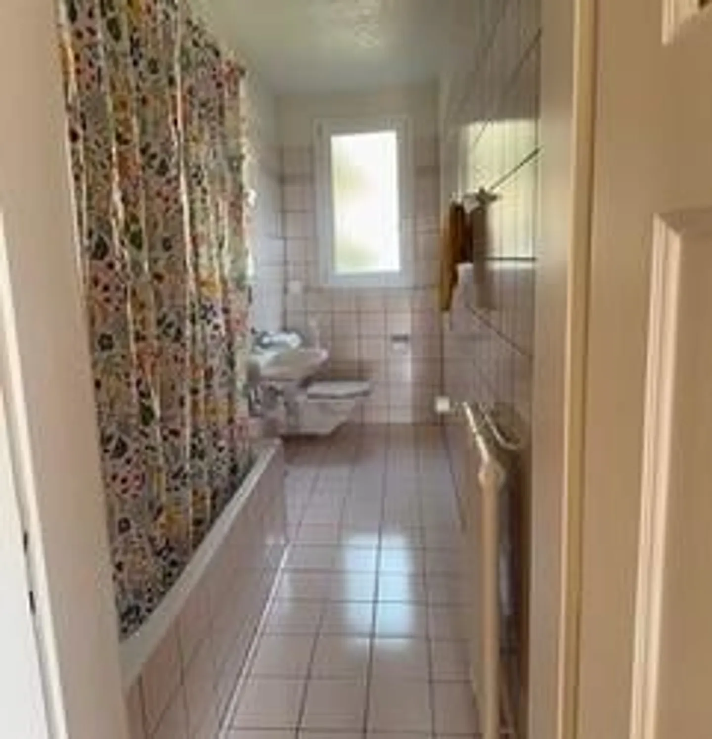 Appartamento di 2,5 locali con balcone - Foto 5 di 7