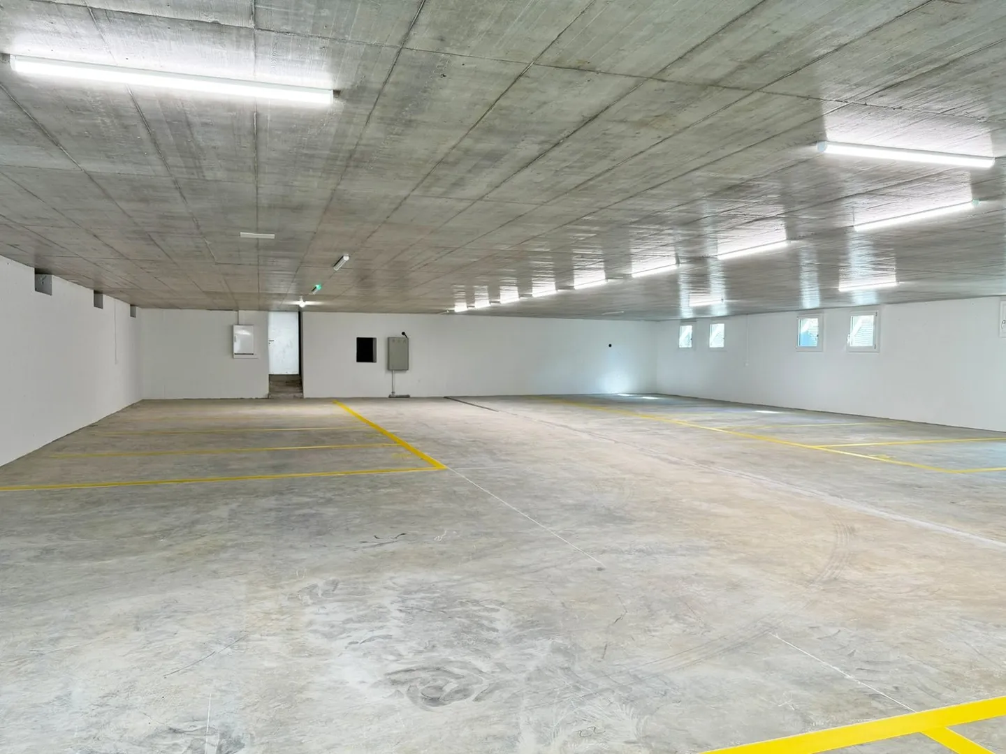 Parking spaces in new garage in Hochfelden - Photo 4 of 6