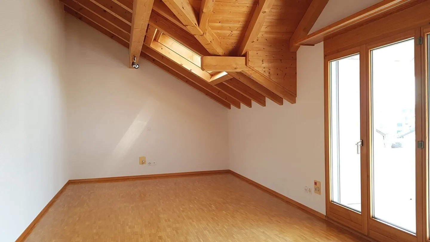 Cozy Single Apartment - Photo 4 of 5