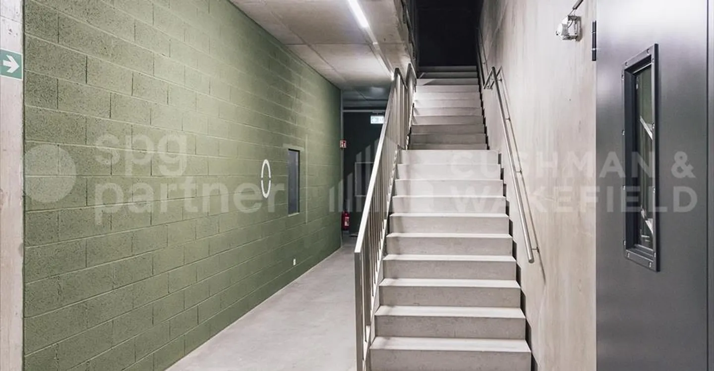 Immeuble mixte à louer - Photo 9 sur 13