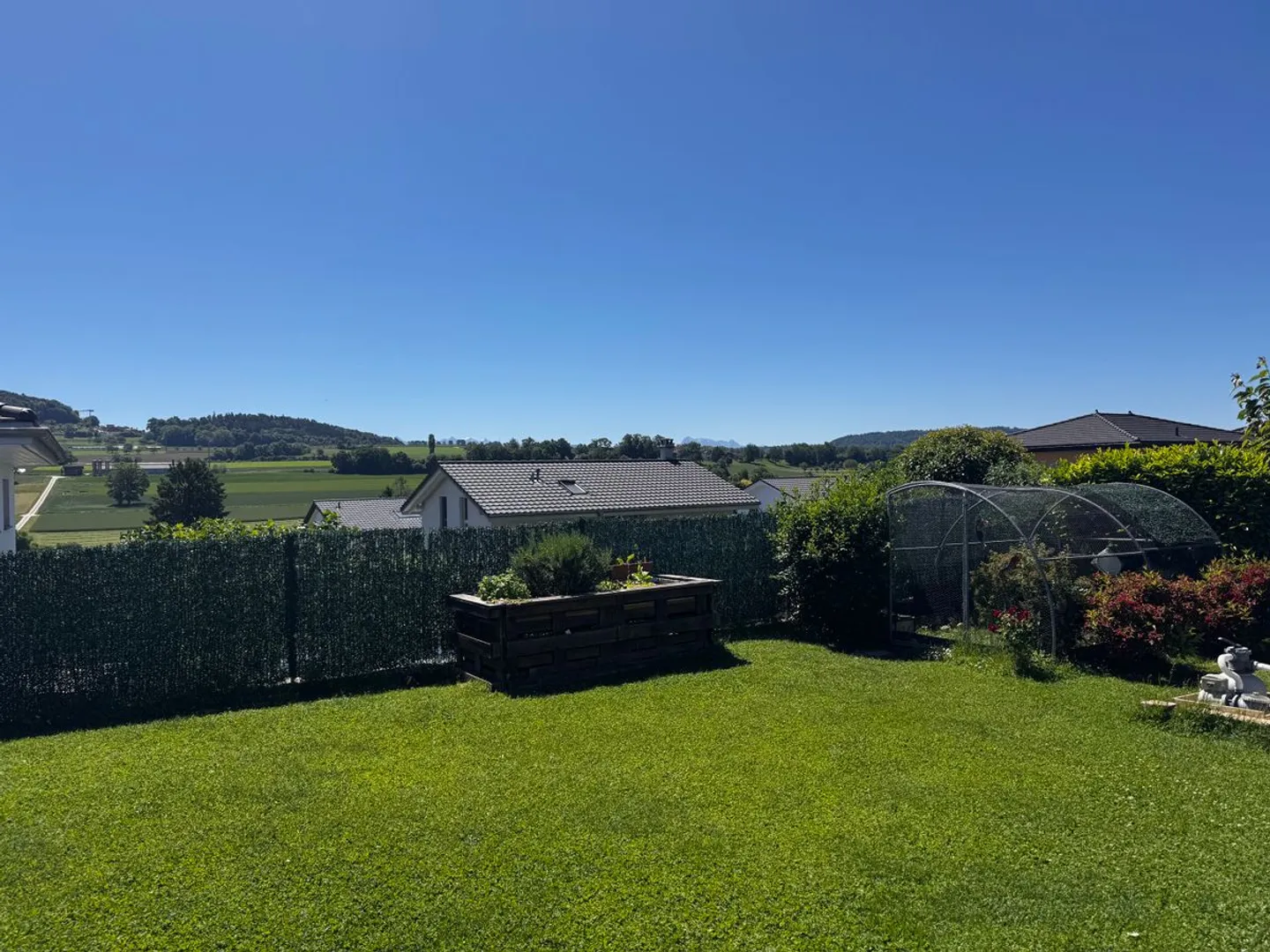 Exclusivité - Maison familiale avec grand terrain, lumière exceptionnelle et potentiel d'extension. - Photo 6 sur 13