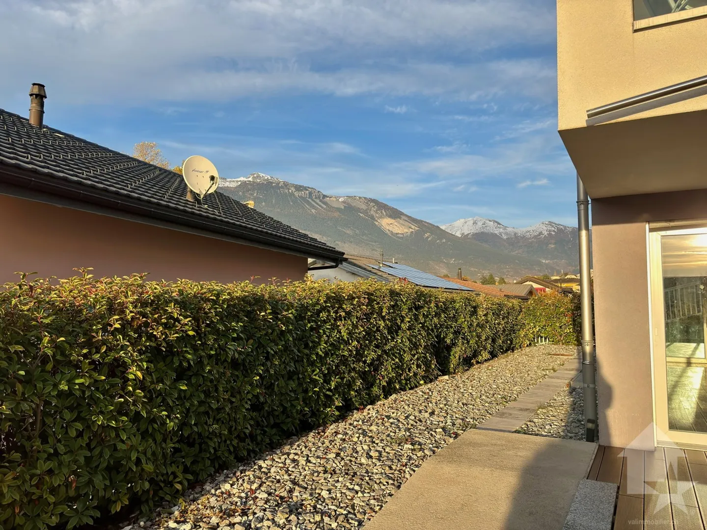 Spacious 4.5-room apartment with a clear view of the Alps - Photo 26 of 32