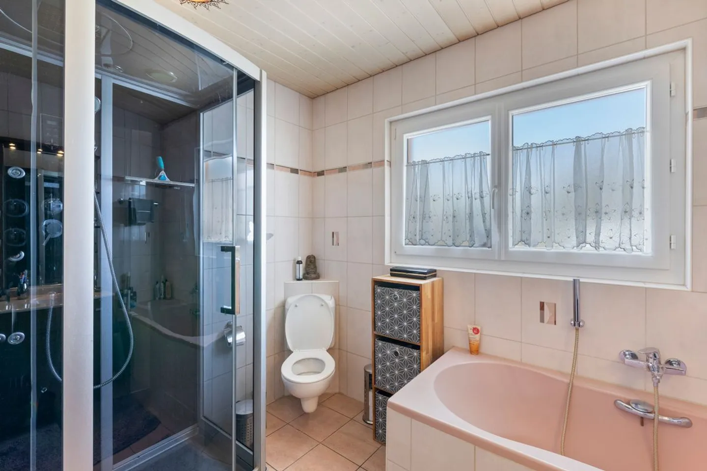 Exclusivité - Maison familiale avec grand terrain, lumière exceptionnelle et potentiel d'extension. - Photo 13 sur 13
