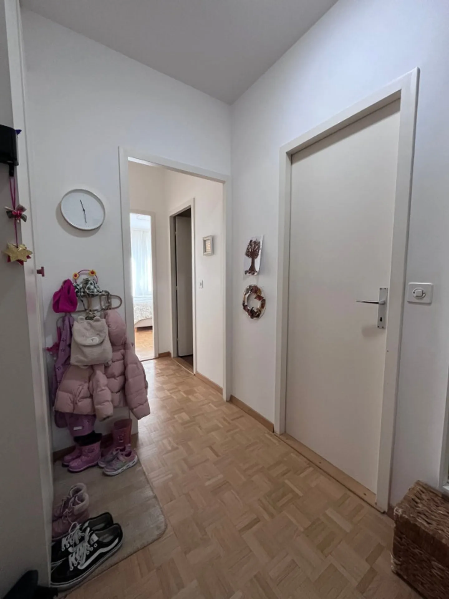 Sottolocazione arredata e dichiarata di 5 stanze situata a Les Délices - Foto 3 di 9