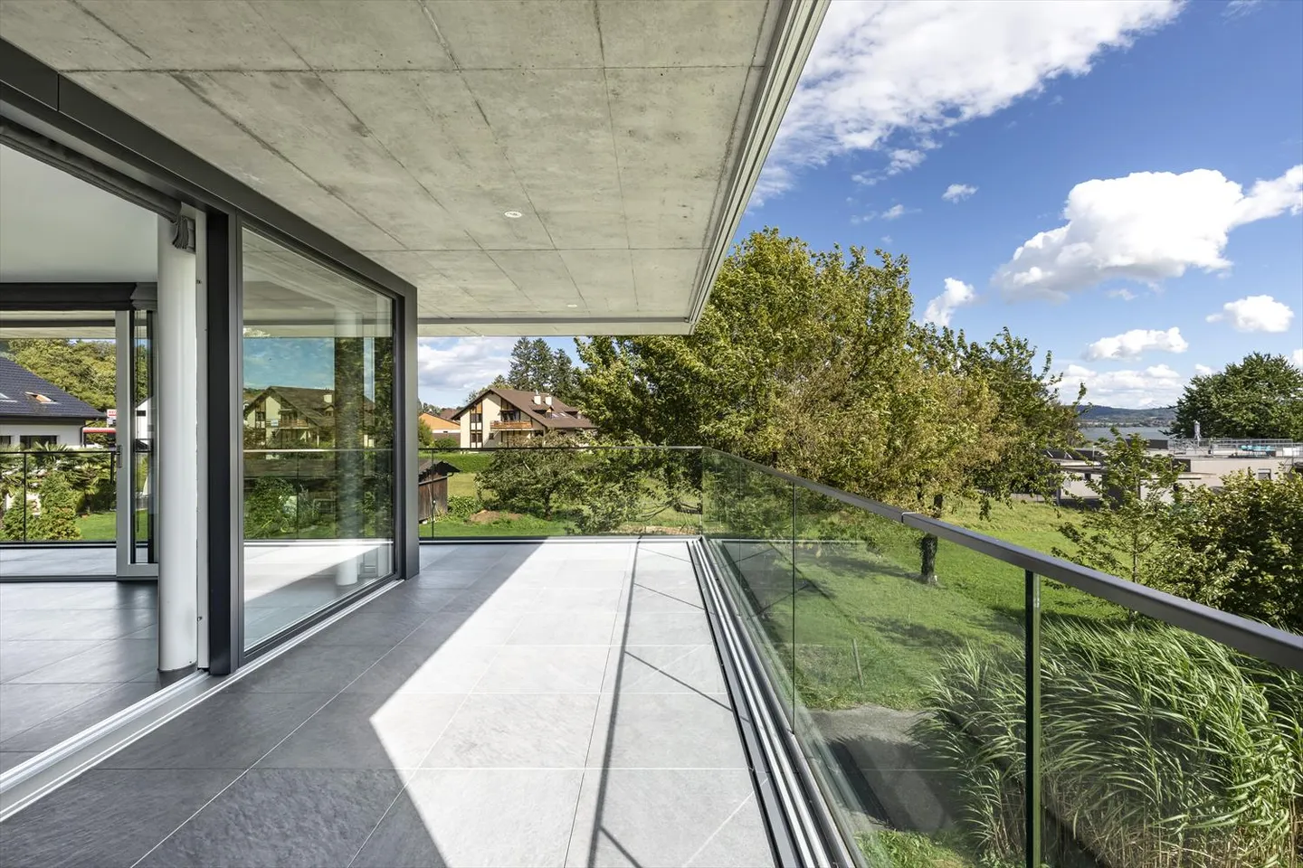 Magnifico appartamento di 4,5 locali con vista sul lago di Morat - Foto 5 di 12