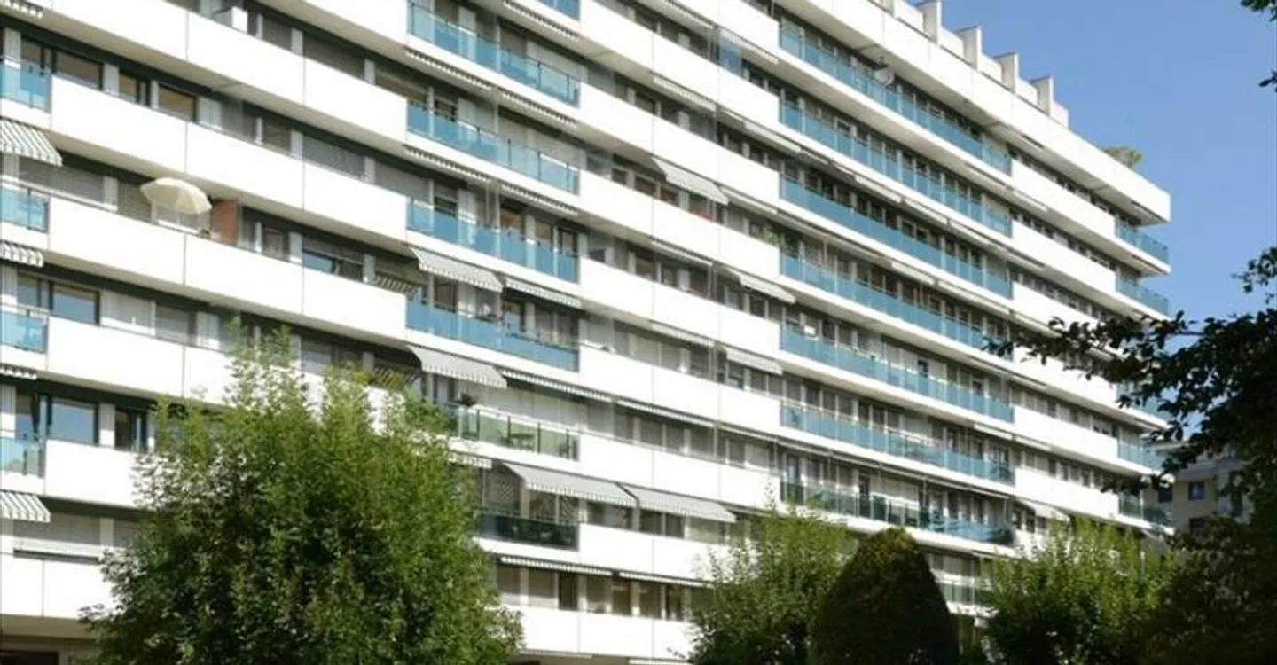Pleasant Offices - Geneva - Photo 1 of 4