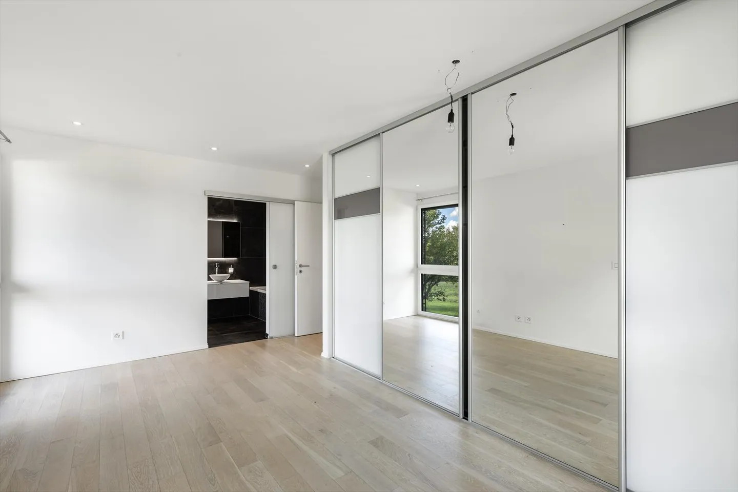 Magnifico appartamento di 4,5 locali con vista sul lago di Morat - Foto 8 di 12