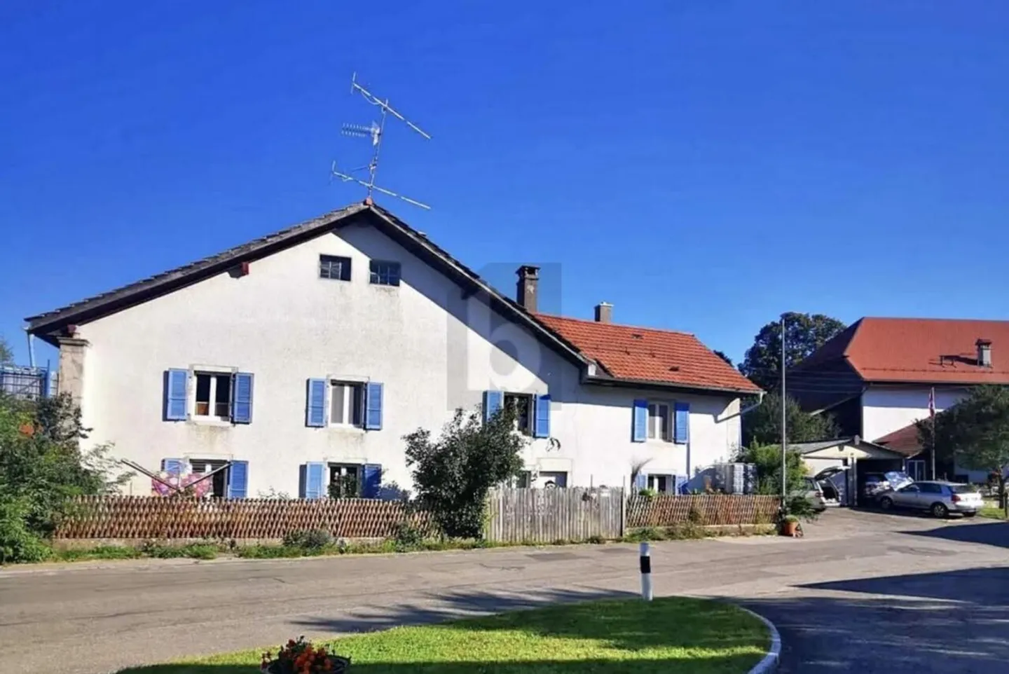 Charming Renovation Opportunity - Photo 1 of 6
