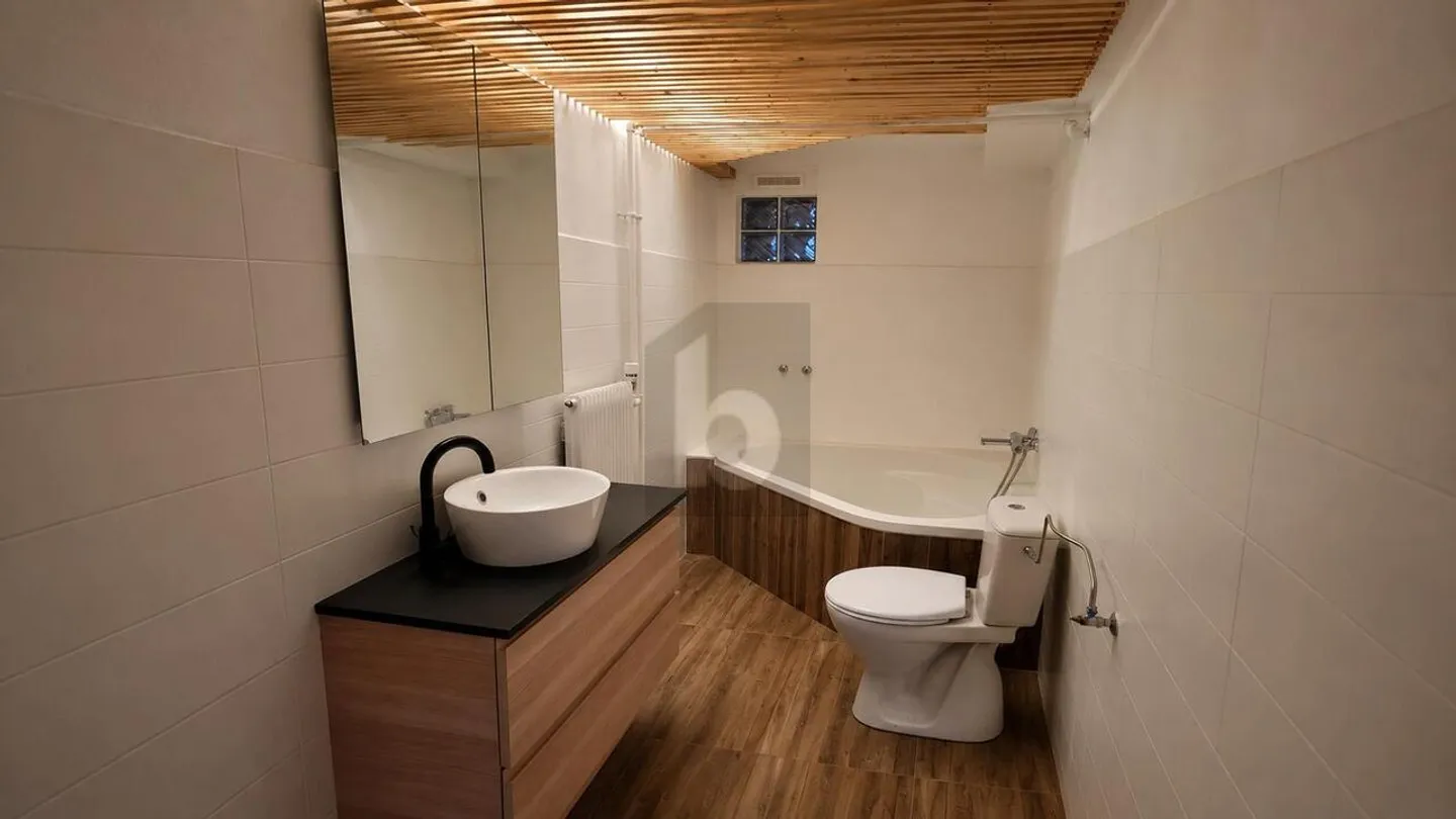 Charming Renovation Opportunity - Photo 3 of 6