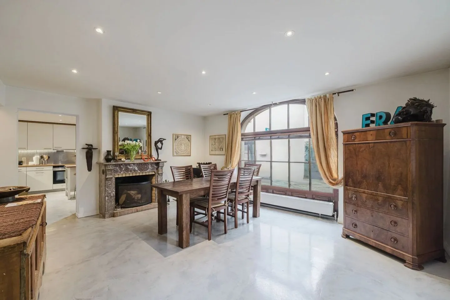 CASA DI CARATTERE NEL CUORE DEL VILLAGGIO DI VEYRIER - Foto 4 di 10