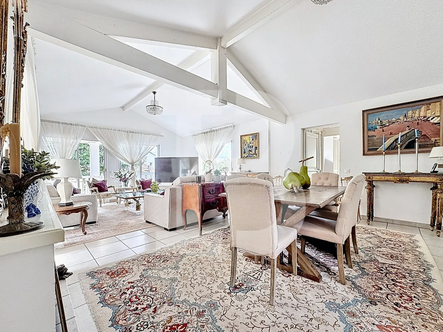 Charmante maison mitoyenne avec villa au cœur de Vésenaz - Photo 2 sur 8