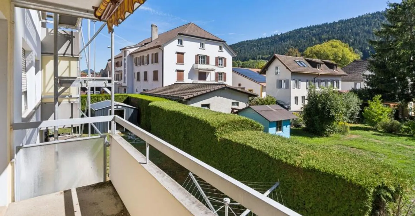 Da ristrutturare - appartamento 2.5 locali con balcone a Couvet - Foto 5 di 6