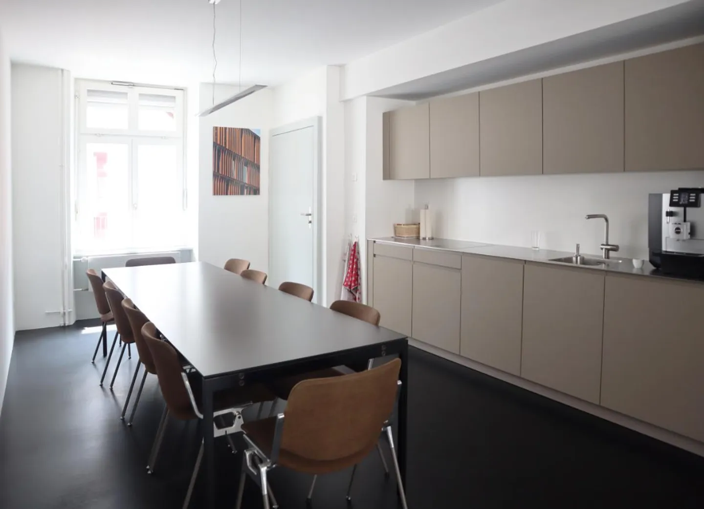 Très beaux bureaux / espaces commerciaux de 200 m2 à Delémont - Photo 7 sur 8