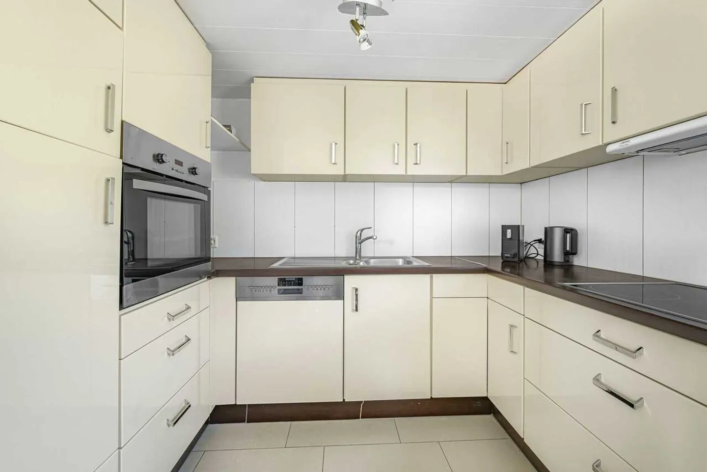 Casa generazionale completamente affittata con rimessa in mezzo alla natura - Foto 11 di 13