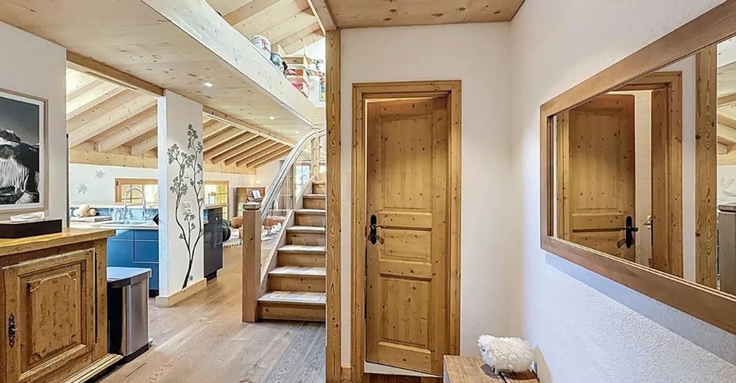 At the Gates of Gstaad – Exceptional Apartment in a Modern Chalet - Photo 1 of 6