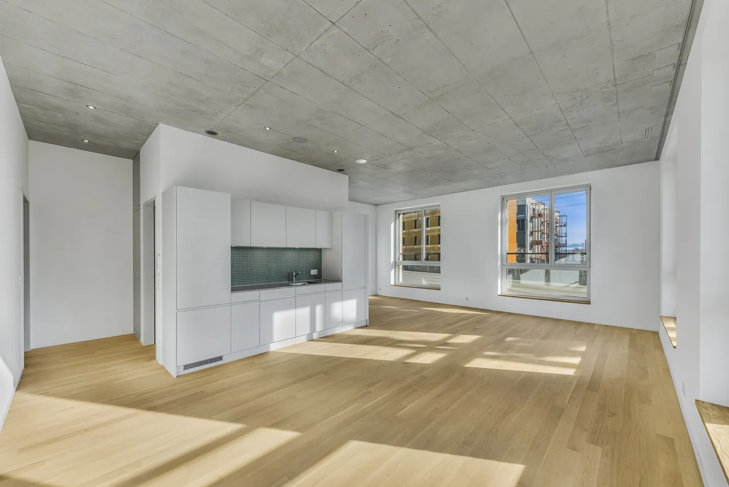 Cherchez-vous un petit bureau dans un emplacement central ? - Photo 2 sur 3