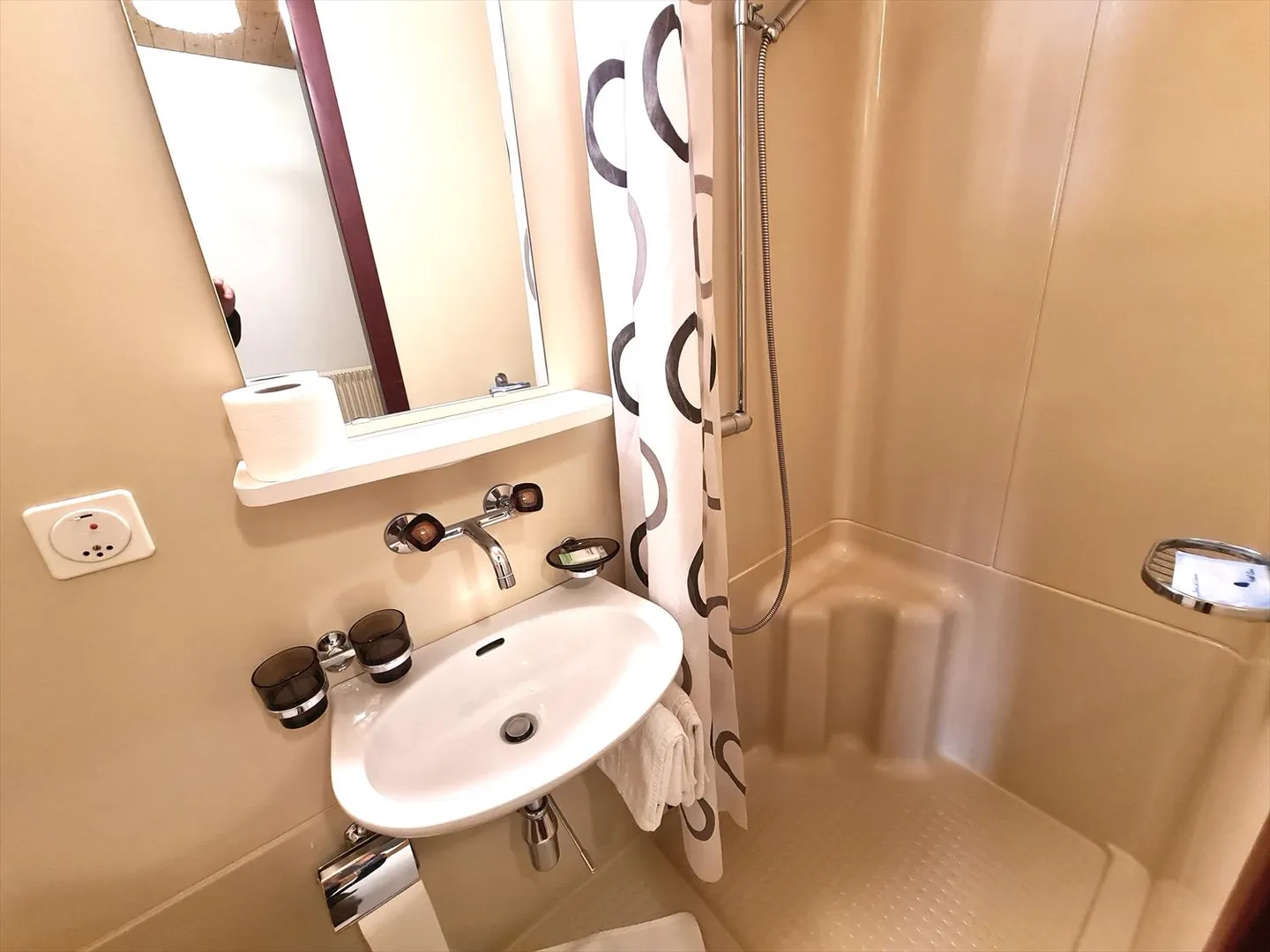 Restaurant - Photo 25 of 30