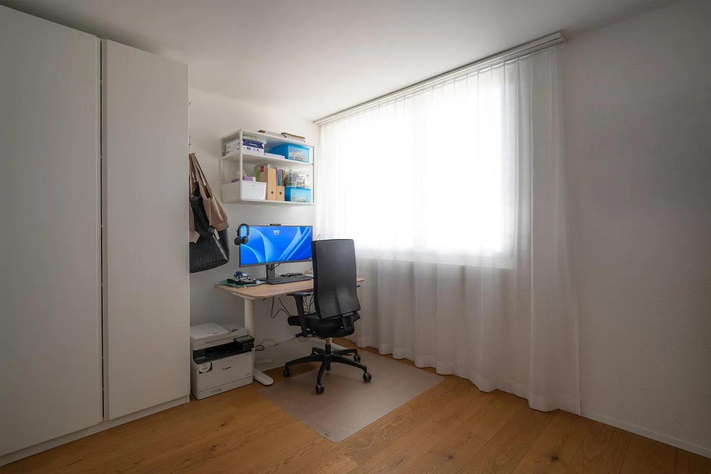 Moderne 4.5-Zimmerwohnung mit überdachtem Südbalkon & 2 TG-Plätze - Foto 17 di 20