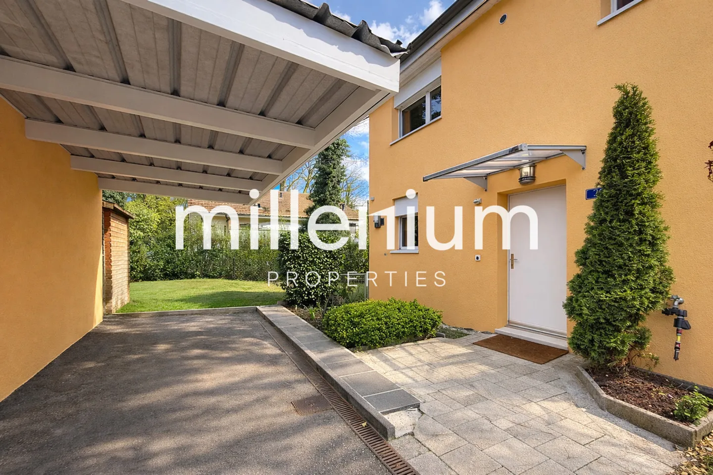 Casa familiare con giardino a Bellevue - Foto 1 di 15