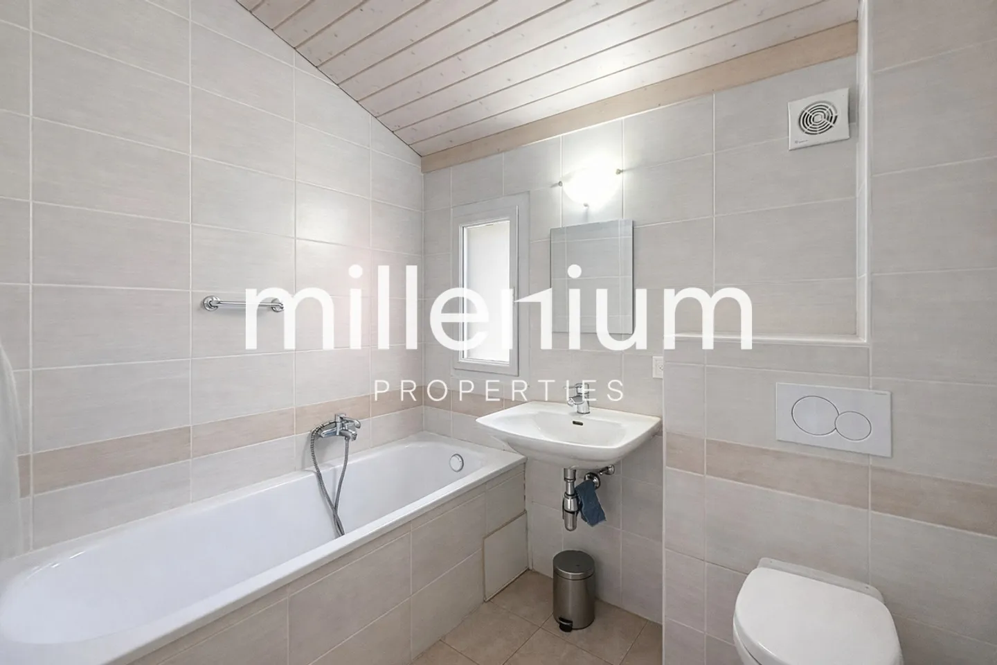 Casa familiare con giardino a Bellevue - Foto 10 di 15