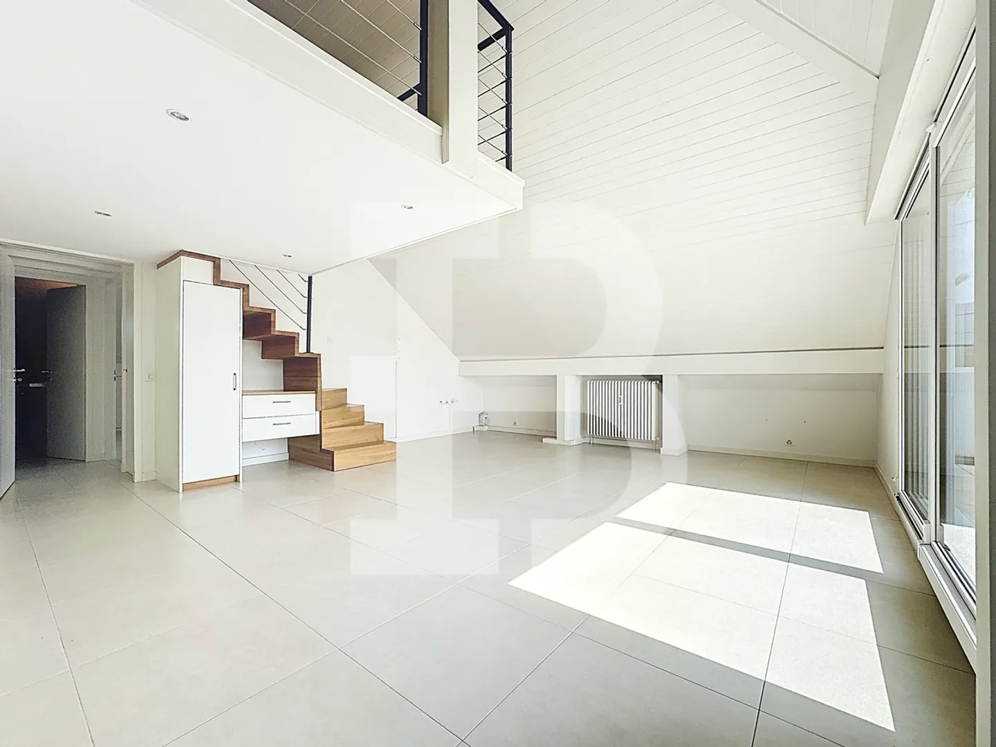 Penthouse avec 3,5 pièces et vue, 1 chambre - 1 galerie - 2 terrasses - Photo 3 sur 8