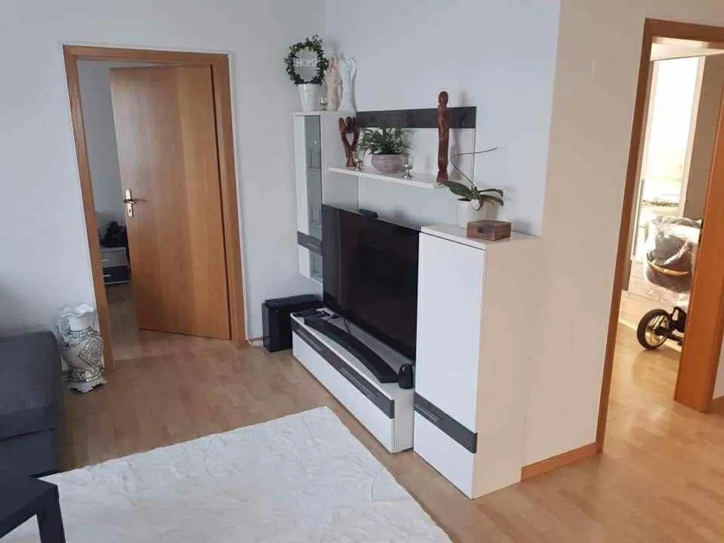 Appartement spacieux en périphérie - Photo 2 sur 5