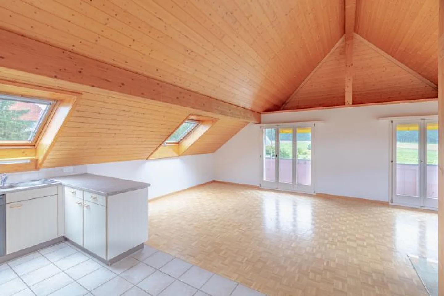 Above the rooftops of Wangenried - Photo 2 of 9