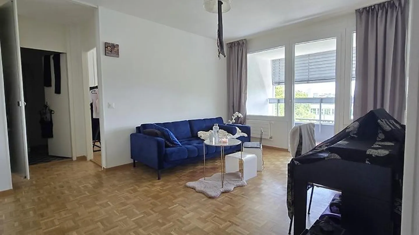 2-ZIMMER-WOHNUNG IN RENENS (VD), MÖBLIERT, BEFRISTET - Foto 1 von 5
