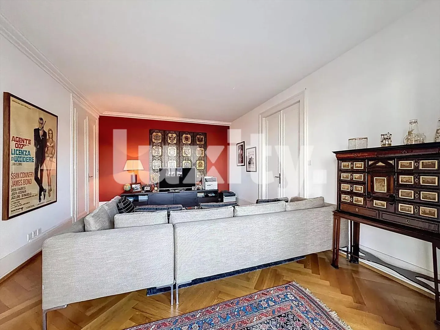 10-Room Apartment - Photo 3 of 5