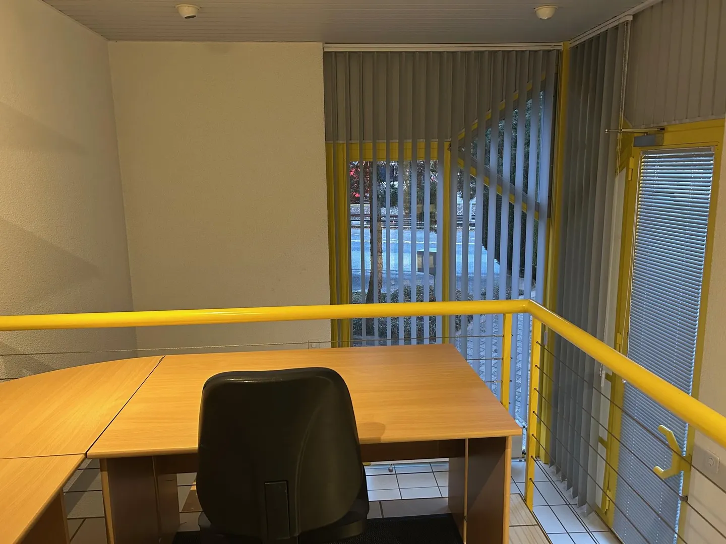 Bureau à louer - Photo 3 sur 3