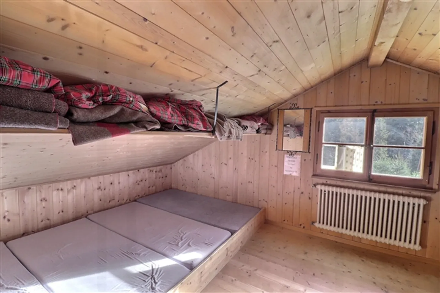 Un joyau rare au coeur des montagnes fribourgeoises - magnifique chalet dans la - Photo 8 sur 18