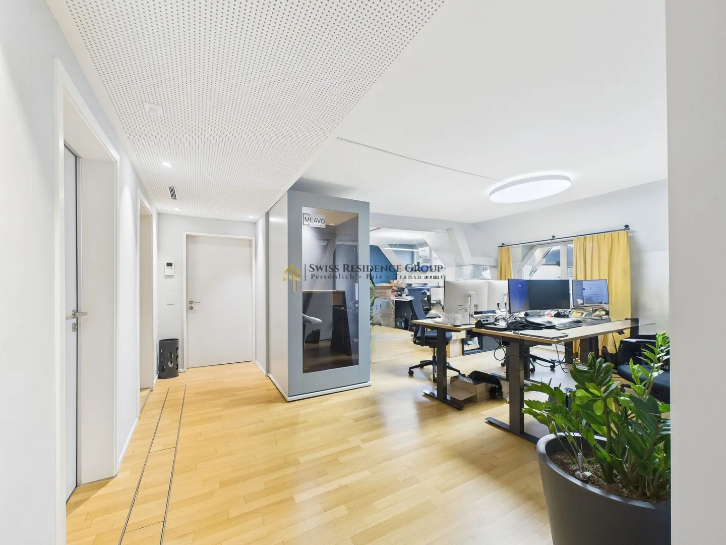 Central Office over Two Floors - Modern Equipped with a View over the City Rooftops - Photo 7 of 12