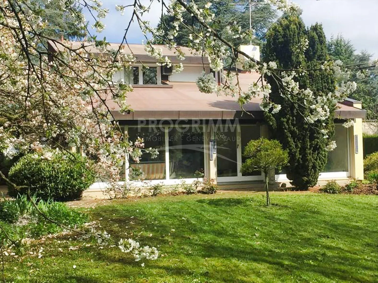 Exclusivité - Villa individuelle 4 chambres - proche Ecole Moser et Ecole Intern - Photo 1 sur 9