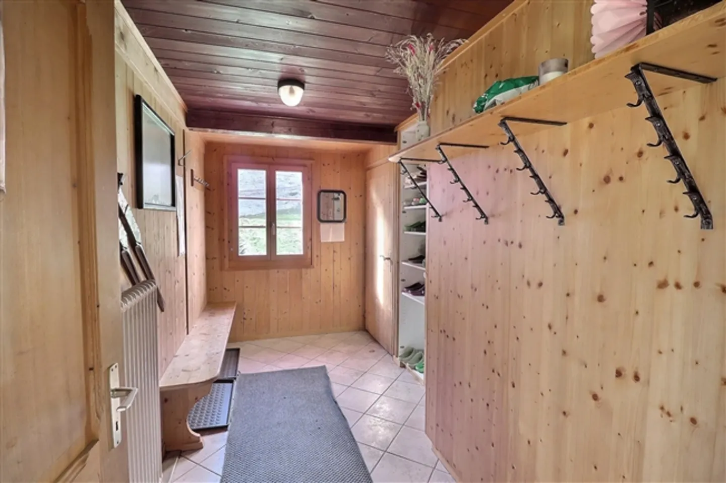 Un joyau rare au coeur des montagnes fribourgeoises - magnifique chalet dans la - Photo 15 sur 18