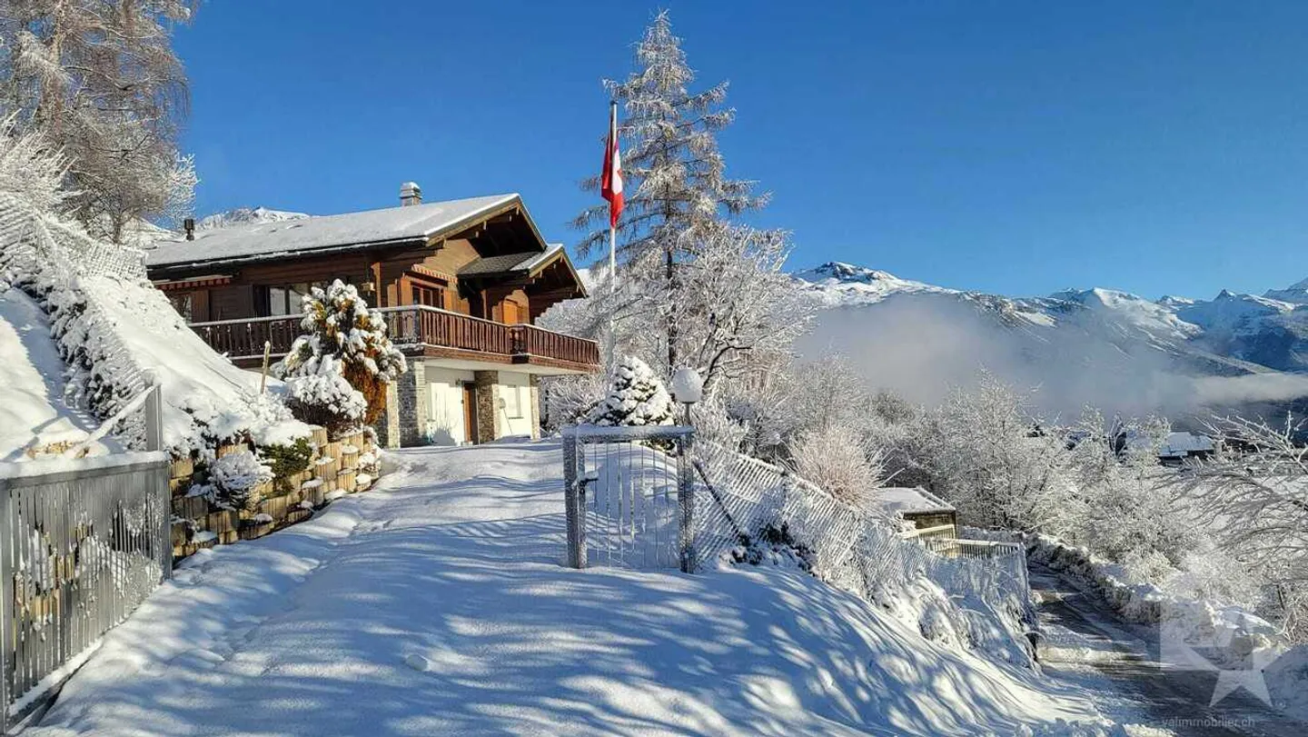 Magnifico chalet con vista spettacolare, immerso in un ambiente tranquillo - Foto 23 di 24