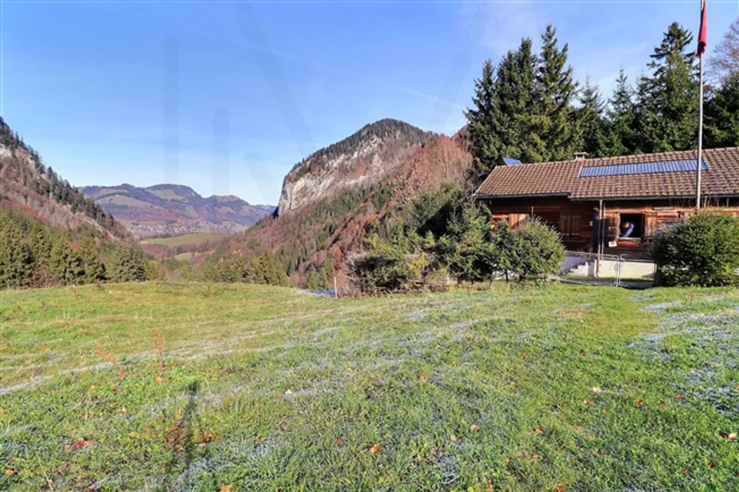 Un joyau rare au coeur des montagnes fribourgeoises - magnifique chalet dans la - Photo 18 sur 18