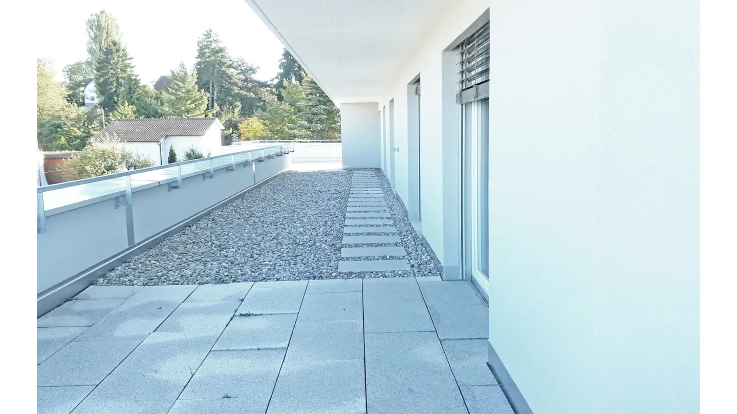 Stylish Attica City apartment - Photo 5 of 7