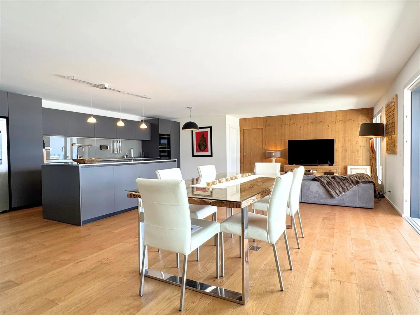 Wohnung mit Terrasse 5.5 Zimmer - Foto 2 von 13