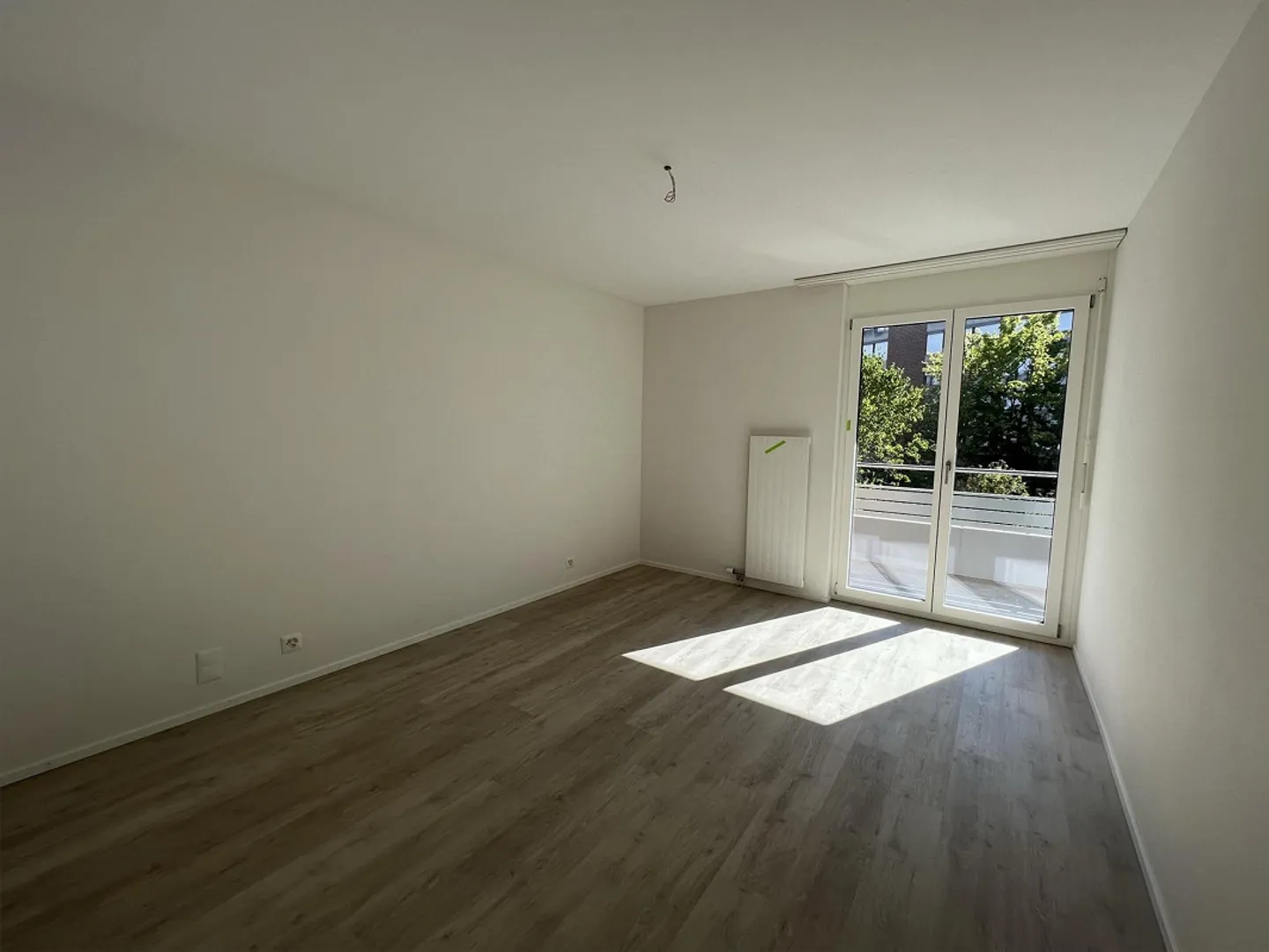 Spacious 2-room apartment in the St. Johann district - Photo 1 of 8