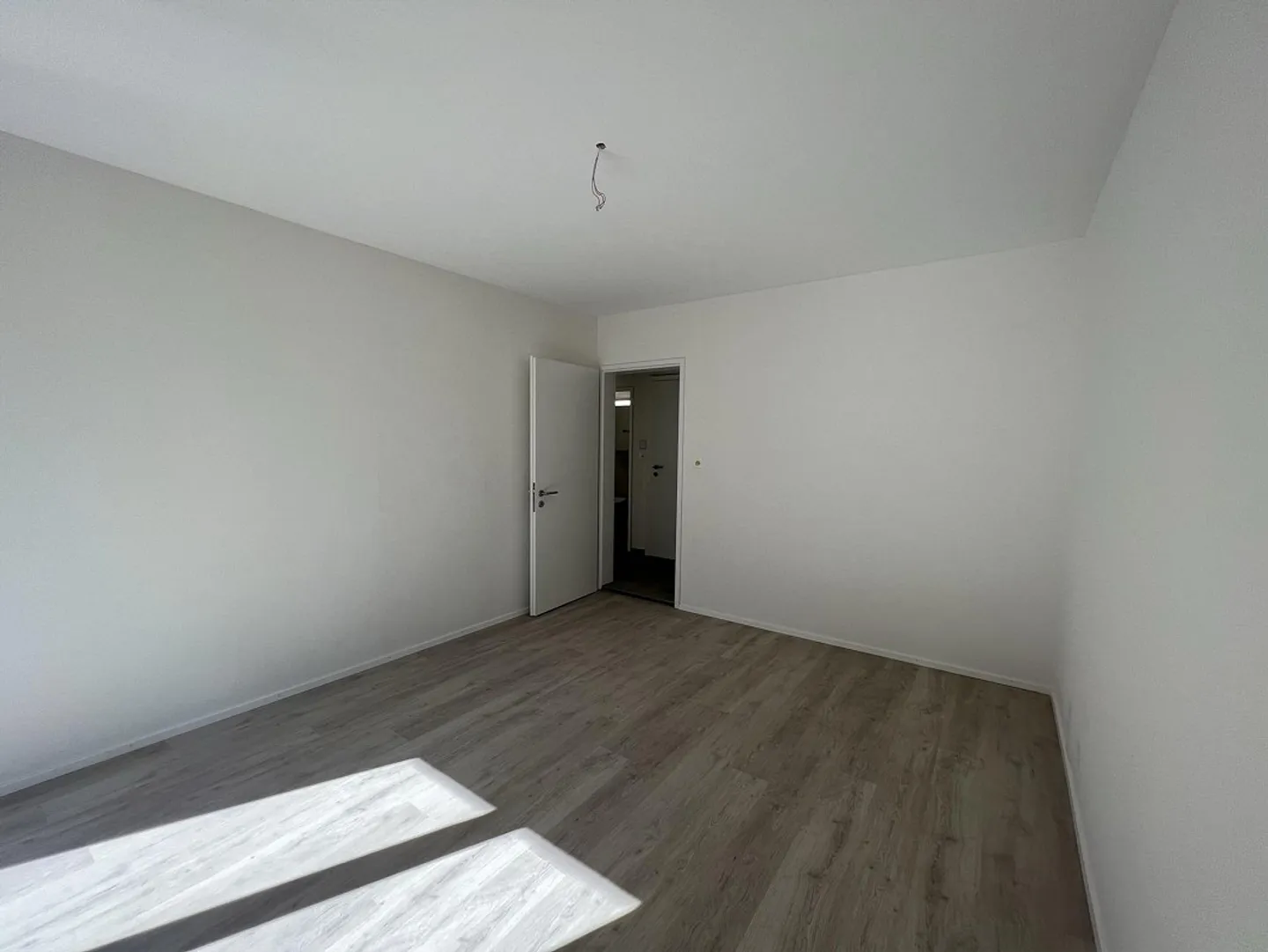 Spacious 2-room apartment in the St. Johann district - Photo 4 of 8