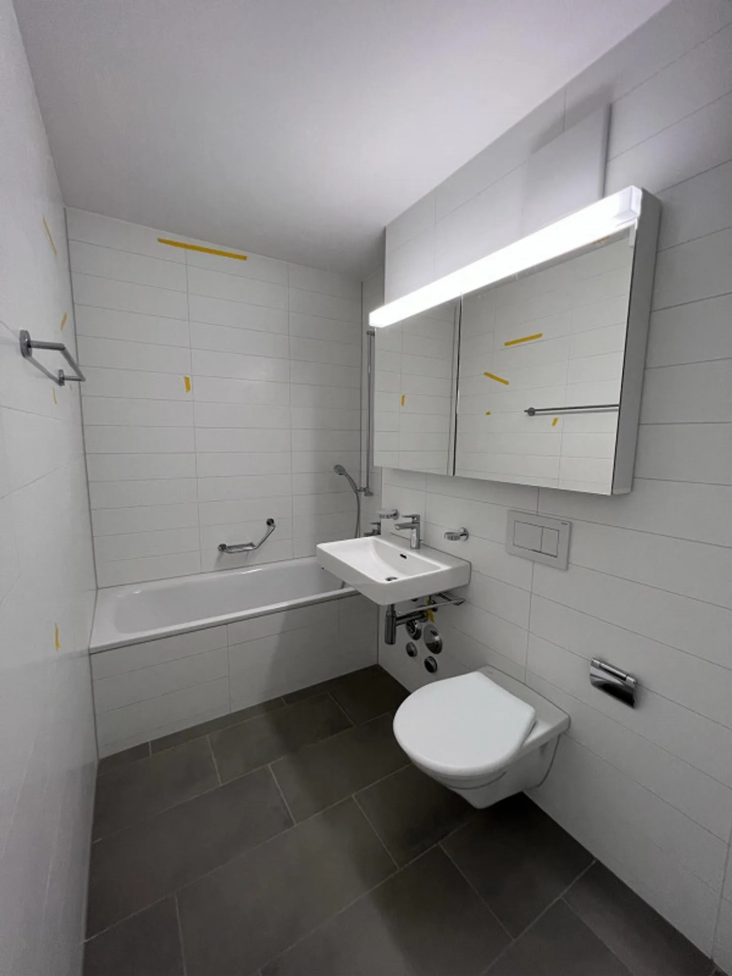Spacious 2-room apartment in the St. Johann district - Photo 7 of 8